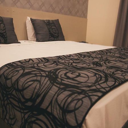 Summit Suites Hotel Cacapava Kültér fotó
