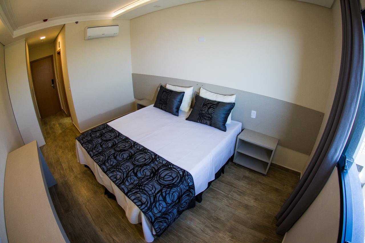Summit Suites Hotel Cacapava Kültér fotó