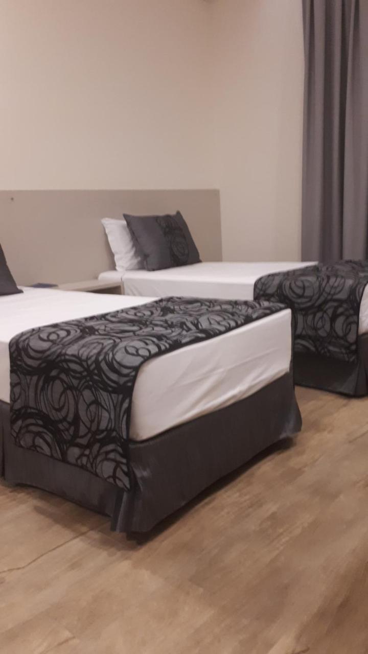 Summit Suites Hotel Cacapava Kültér fotó