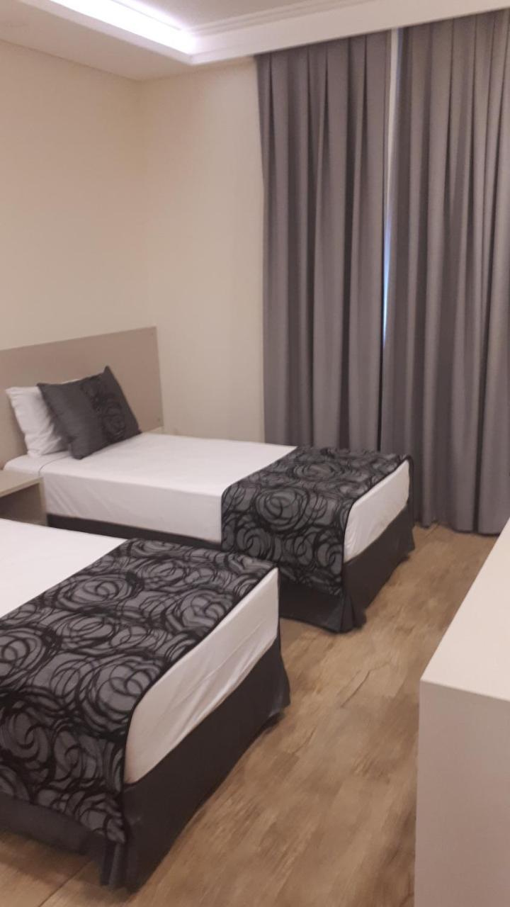 Summit Suites Hotel Cacapava Kültér fotó