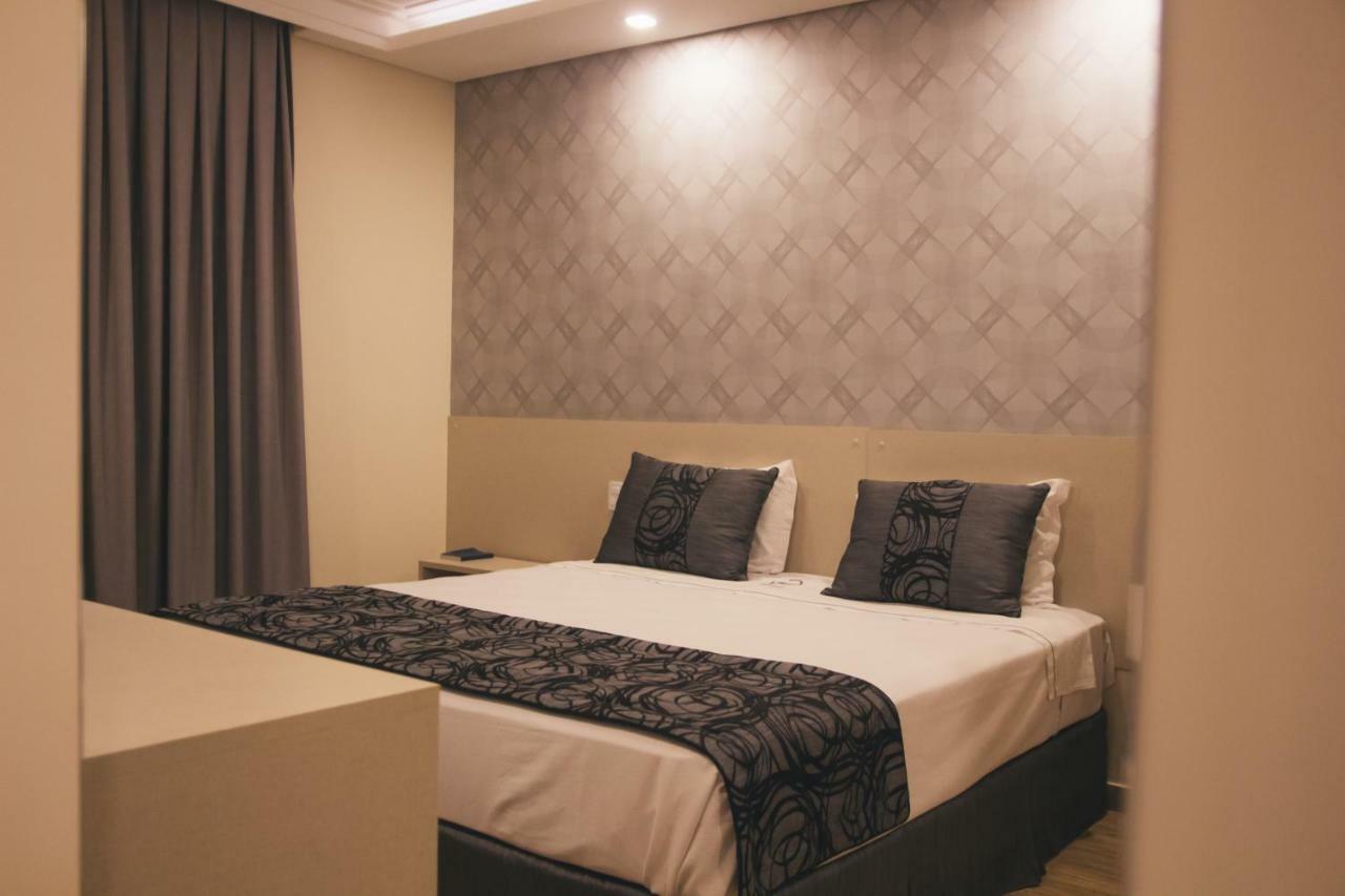 Summit Suites Hotel Cacapava Kültér fotó