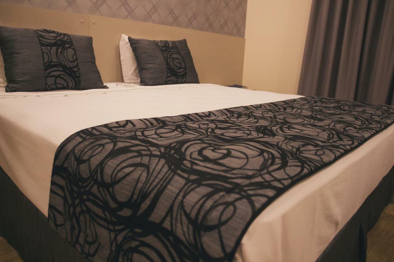 Summit Suites Hotel Cacapava Kültér fotó