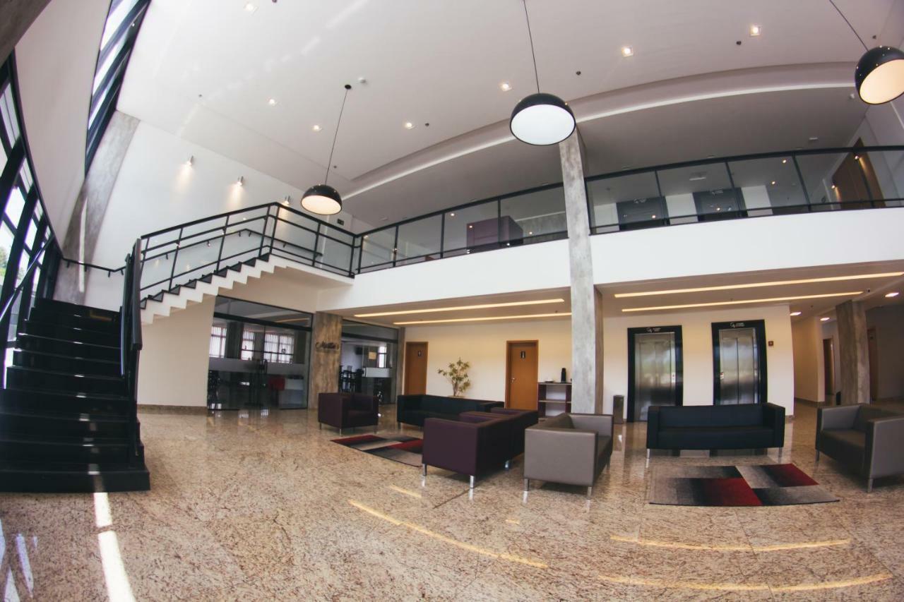 Summit Suites Hotel Cacapava Kültér fotó