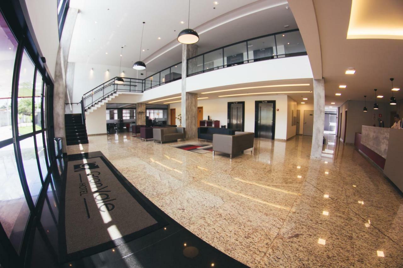 Summit Suites Hotel Cacapava Kültér fotó