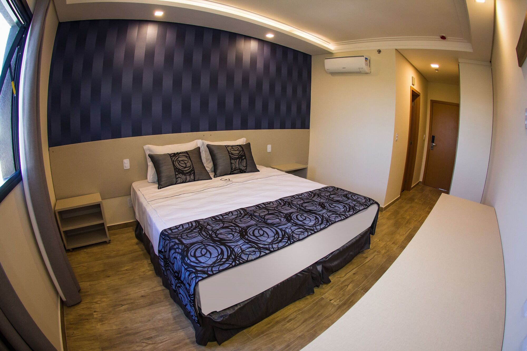 Summit Suites Hotel Cacapava Kültér fotó